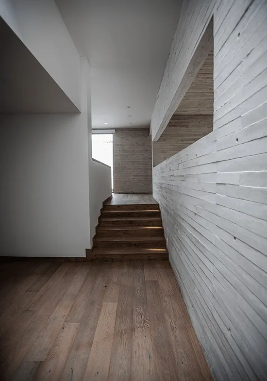 DB HOUSE — image 6