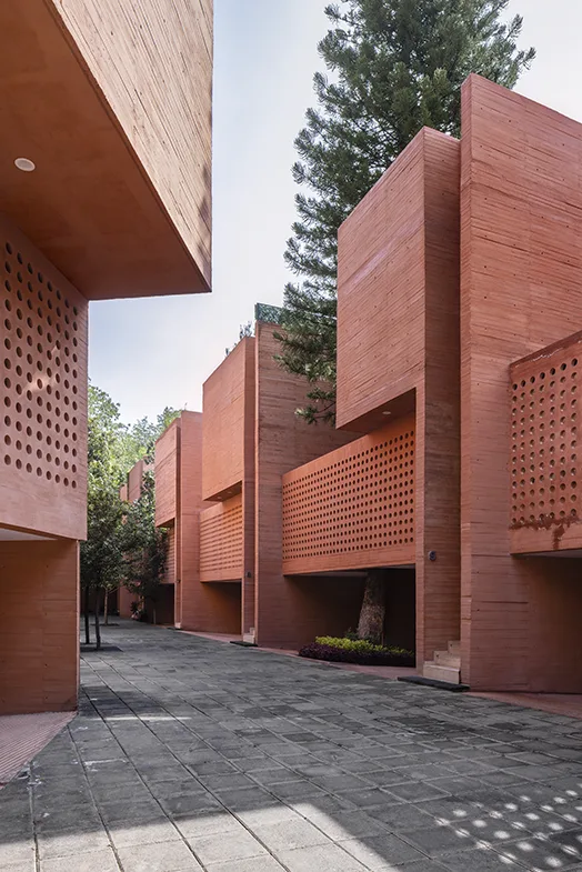 COMBO HOUSES — image 2